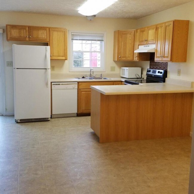 Building Photo - 78 Pinnacle Ln