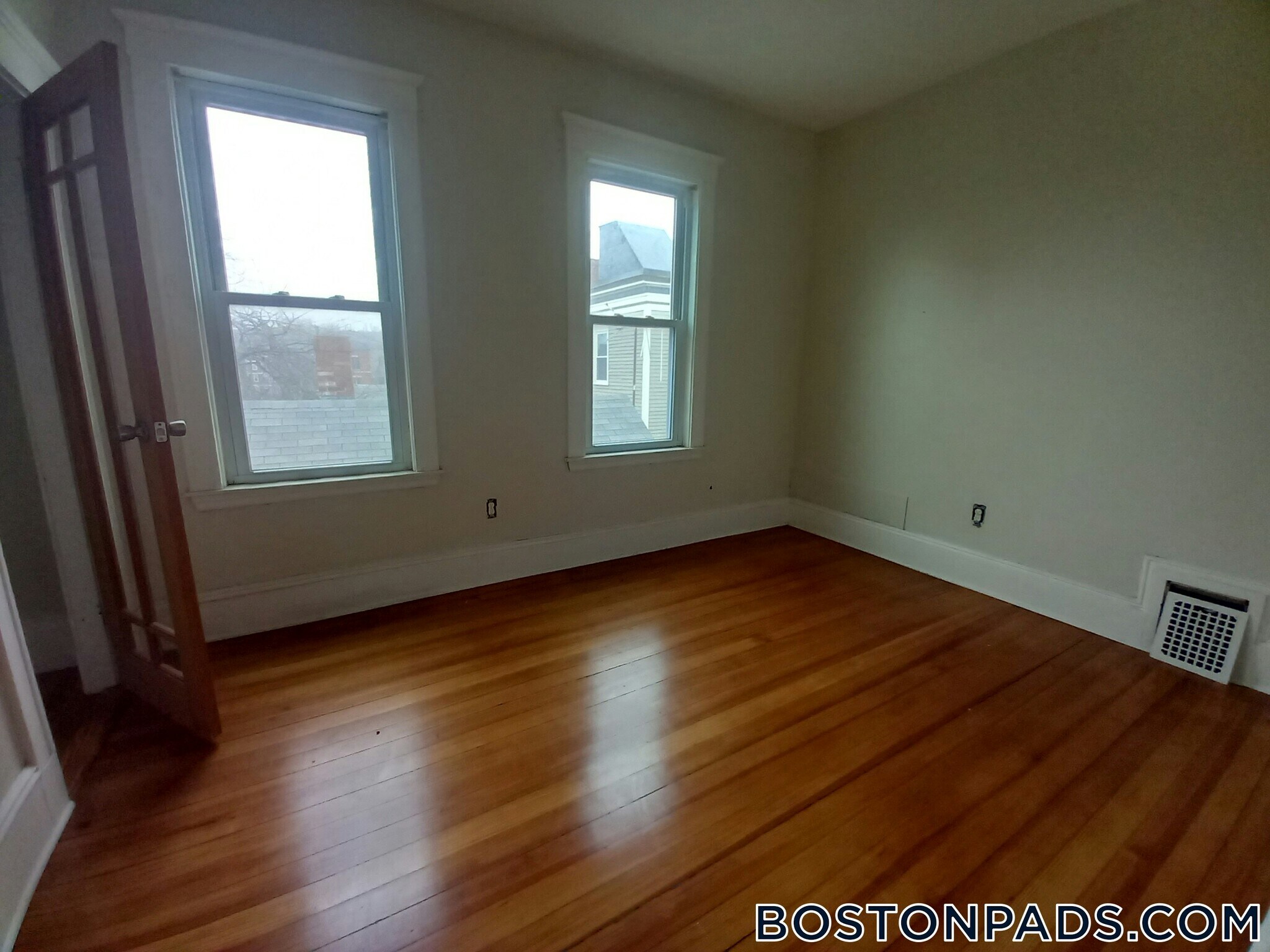 Building Photo - 339 Allston St