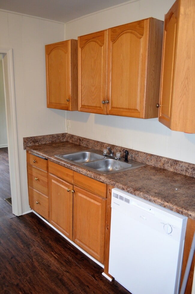 Building Photo - 874 Carrollton Vila Rica Hwy