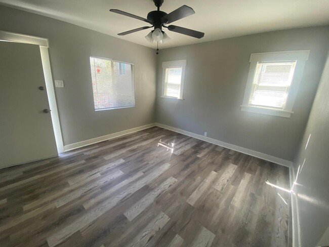 Interior Photo - 323 Hermosa Ave.
