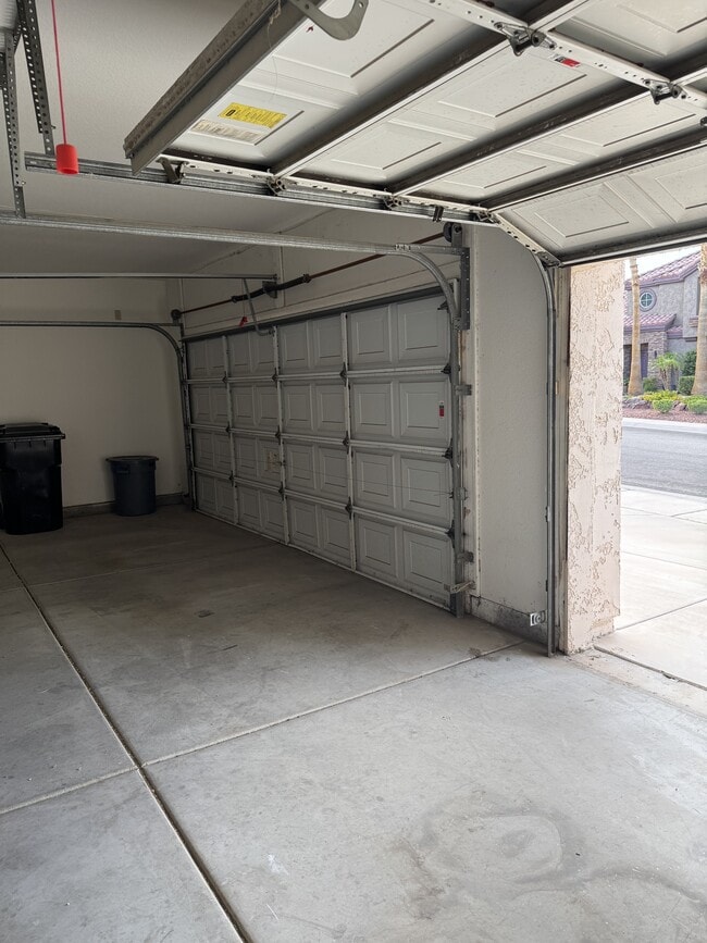 Building Photo - 7621 Belmondo Ln