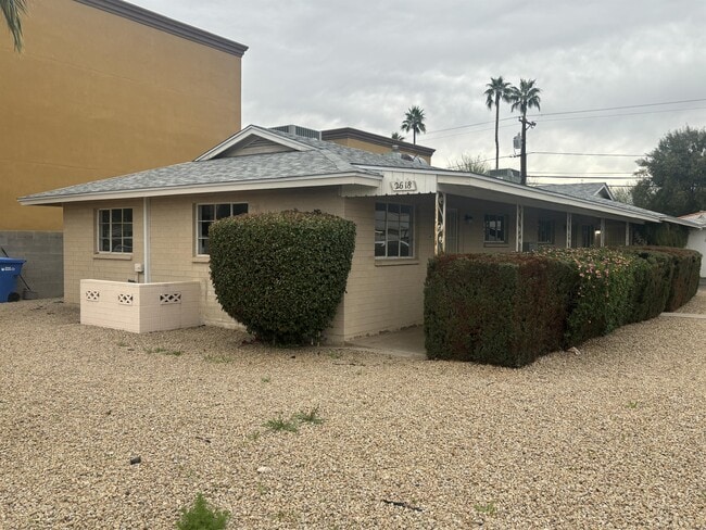 Building Photo - 2618 E Turney Ave