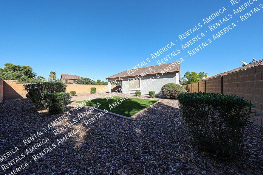 Building Photo - 3955 E Blue Sage Ct