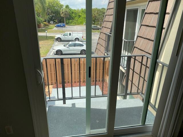 Building Photo - 1212 Vista Oaks Cir NE