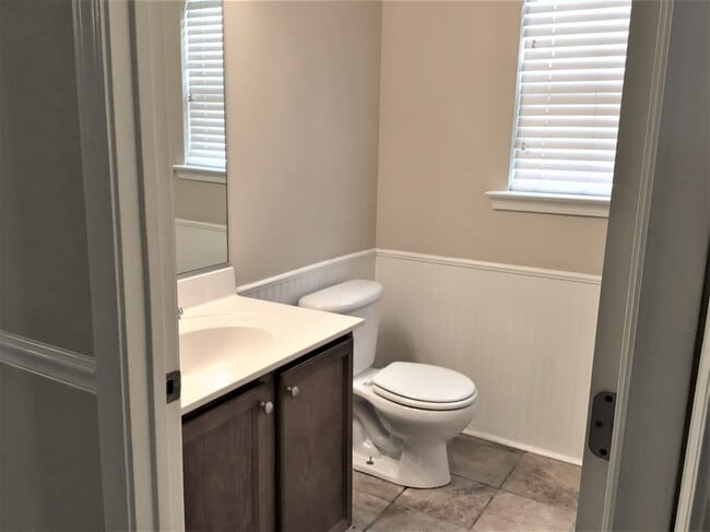 Building Photo - 4924 Lighthouse Ct