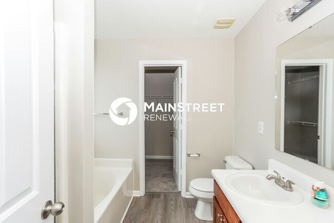 Building Photo - 4 Bedroom Pet-Friendly Home in Harrisburg, NC with Main Street Renewal