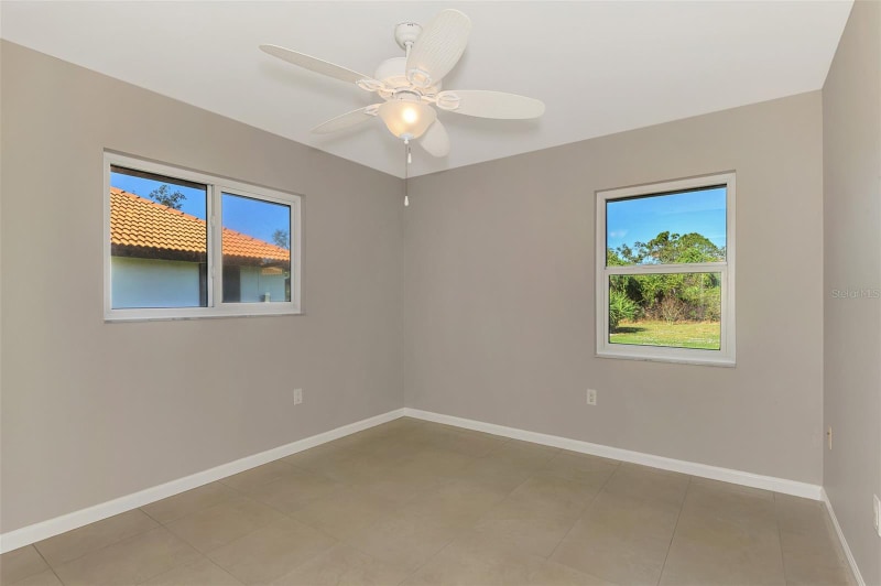 Building Photo - 218 Laurel Hollow Dr