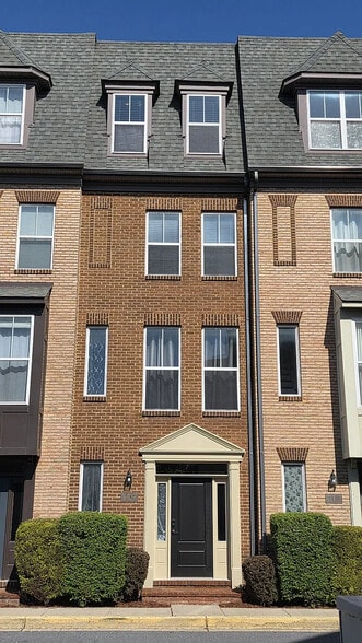 Building Photo - 1409 Trafalgar Ln