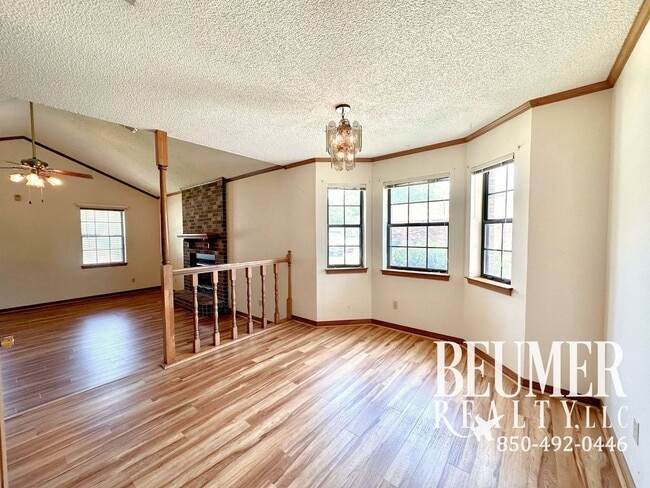 Building Photo - Adorable 3bd/2ba Home in SW Pensacola for ...