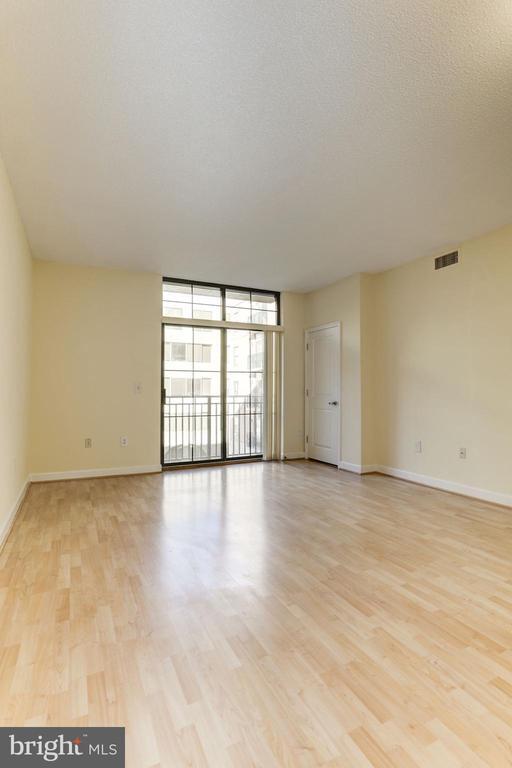 Building Photo - 1111 25th St NW