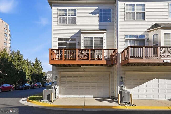 Building Photo - 2335 Huntington Station Ct