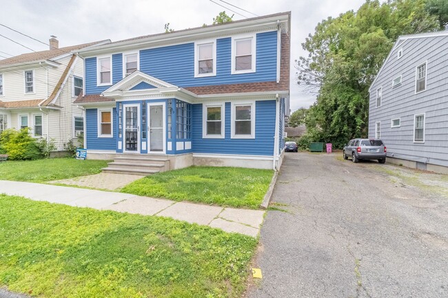 Primary Photo - 57-59 Dalewood Ave.