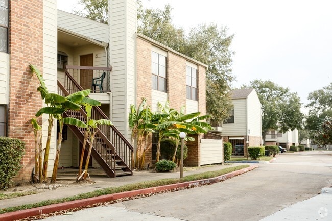 Building Photo - The Park on Cambridge