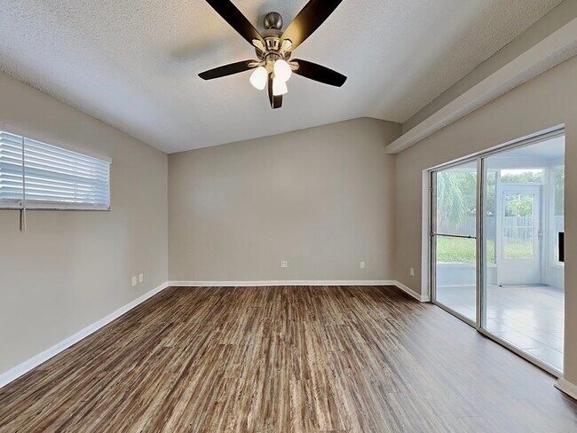 Building Photo - 1408 Sugarberry Ln