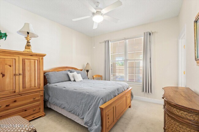 Building Photo - 215 S Ocean Grande Dr