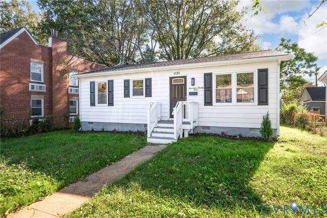 Building Photo - 1723 Blair St