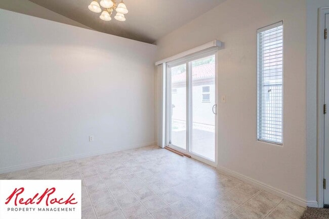 Building Photo - 3 Bed 2 Bath, 2 Car Garage with a Fully Fe...