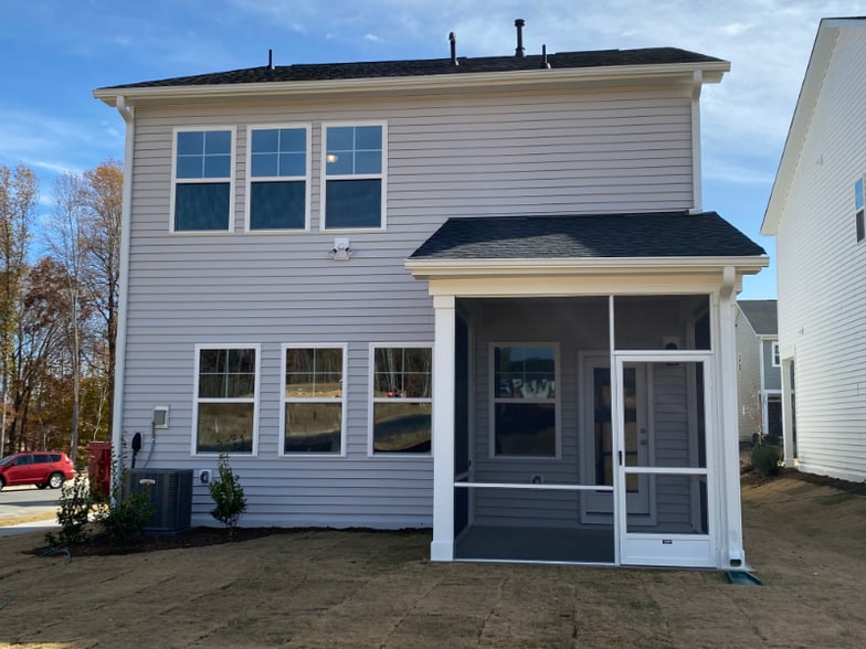 Building Photo - 387 Garden Vine Trl