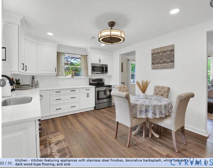 Building Photo - 11215 Thorncroft Dr