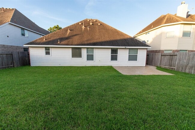 Building Photo - 24519 Red Bluff Tr