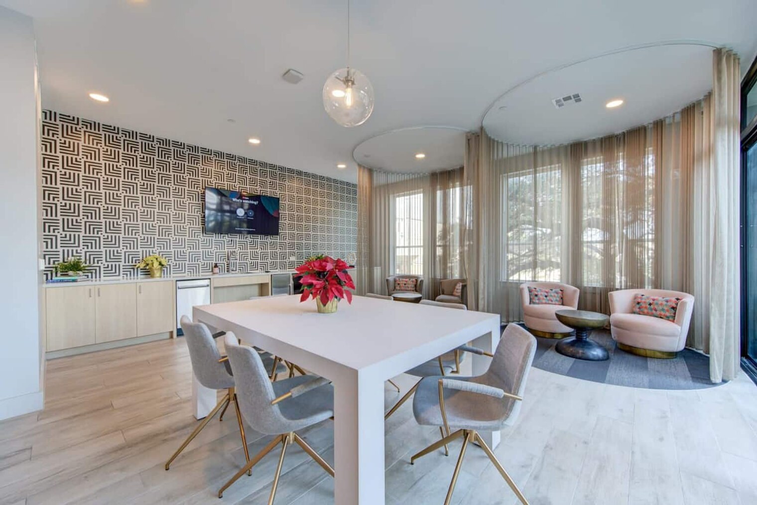 Building Photo - 1111 Shepherd Dr