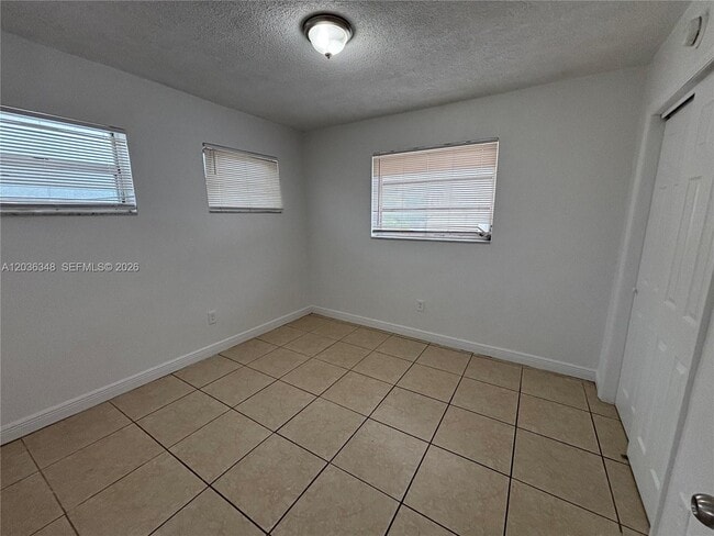 Building Photo - 8287 NE Miami Ct