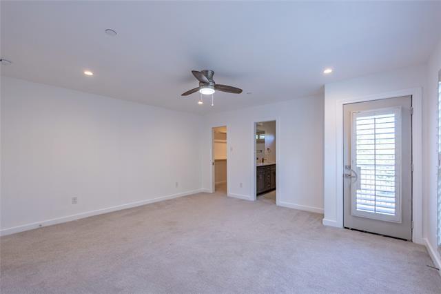 Building Photo - 2134 Lucas Dr