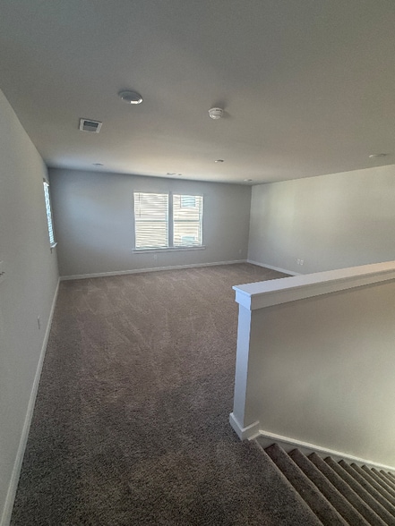 Building Photo - 9957 Mnr Vis Trl