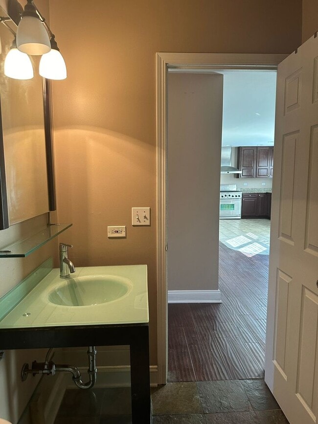 Building Photo - 5490 Fox Path Ln