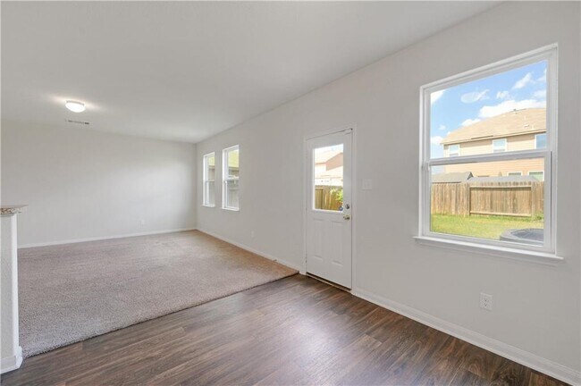 Building Photo - 1428 Breanna Ln