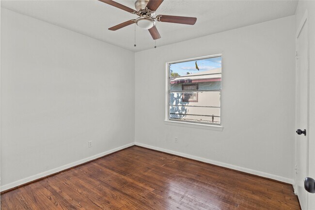 Building Photo - 2811 Morningside Ln