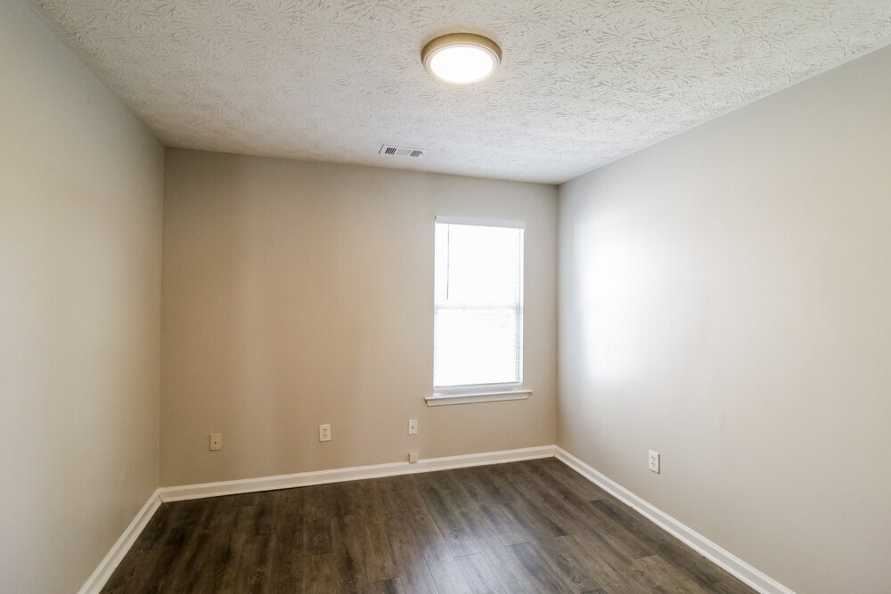 Building Photo - 1810 Midcourt Way