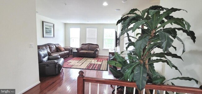 Building Photo - 2873 Burrows Ln
