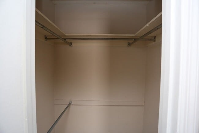 Building Photo - 100 Lanier Dr