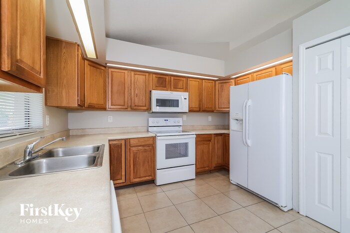 Building Photo - 267 Magellan Dr