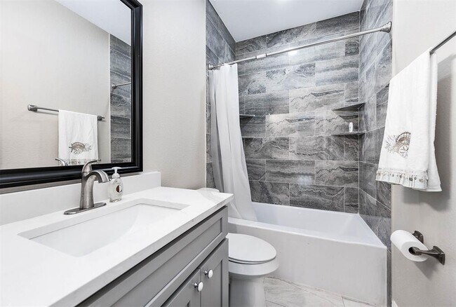 Building Photo - 4019 Mitote Dr