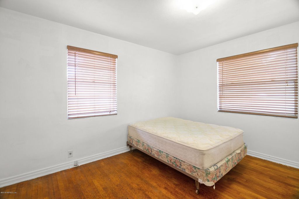 Building Photo - 4056 Jammes Rd