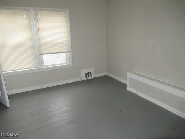 Building Photo - 1343 Churchill Rd