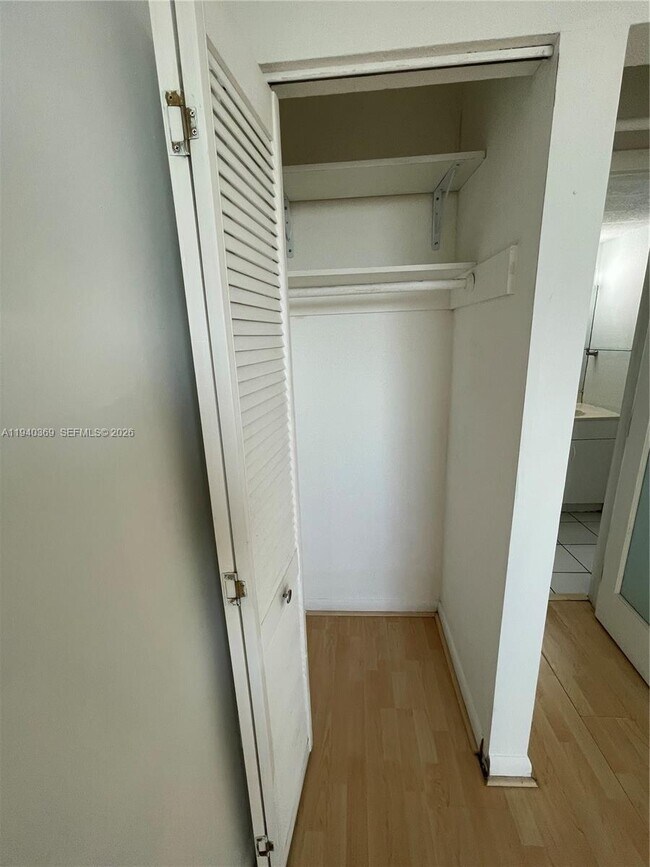 Building Photo - 1251 NE 108th St