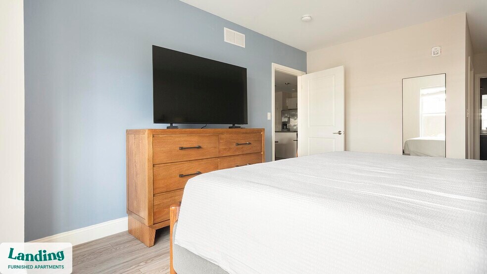 Building Photo - 2 Trl Run