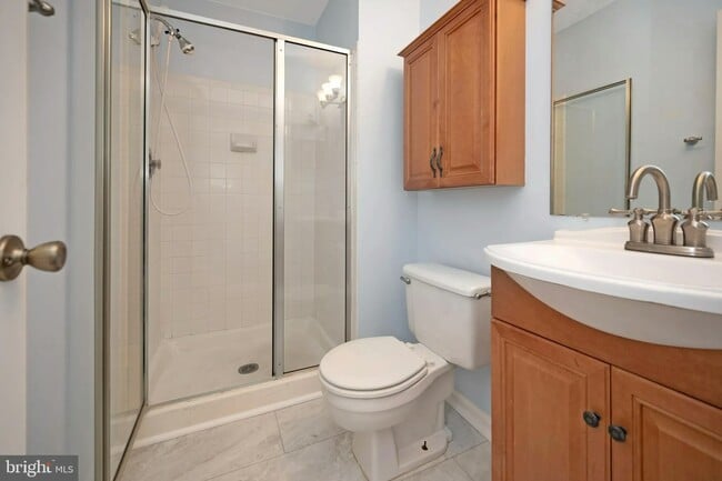 Building Photo - 103 Eaton Ct