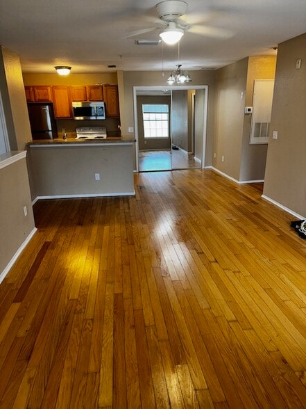 Building Photo - 4850 51st St W