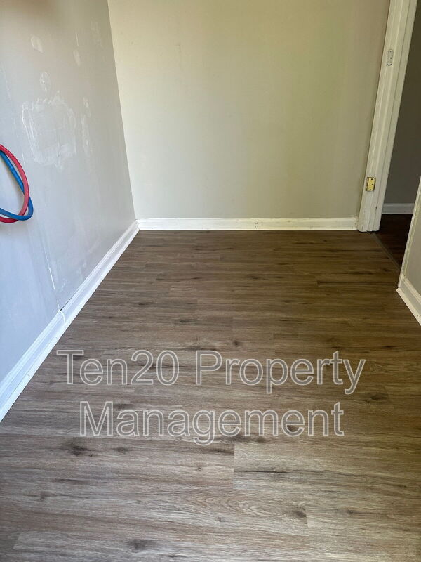 Building Photo - 3249 Jottings Dr