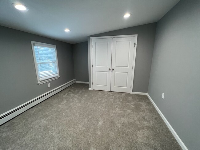 Building Photo - Awesome 3 bedroom 1.5 bath in Lower Macung...
