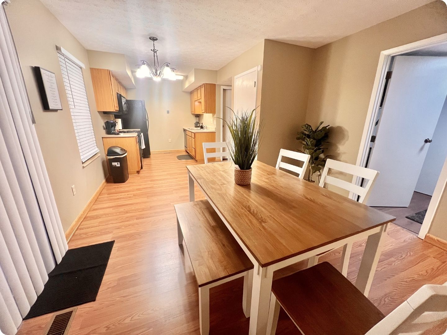 Building Photo - 4319 Frontenac Dr