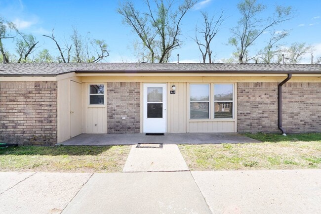 Primary Photo - 508 N 6th St