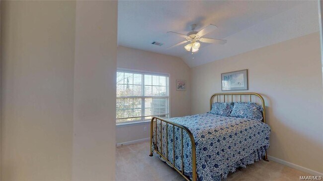Building Photo - 631 Glenmede Ln