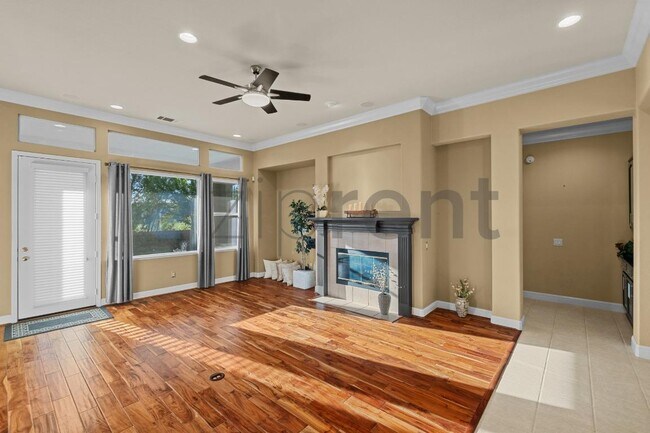 Building Photo - 316 Burr Knot Way