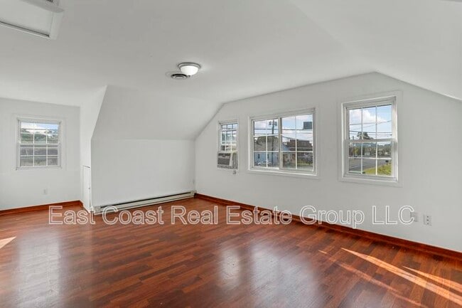 Building Photo - 13628 Pennsylvania Ave