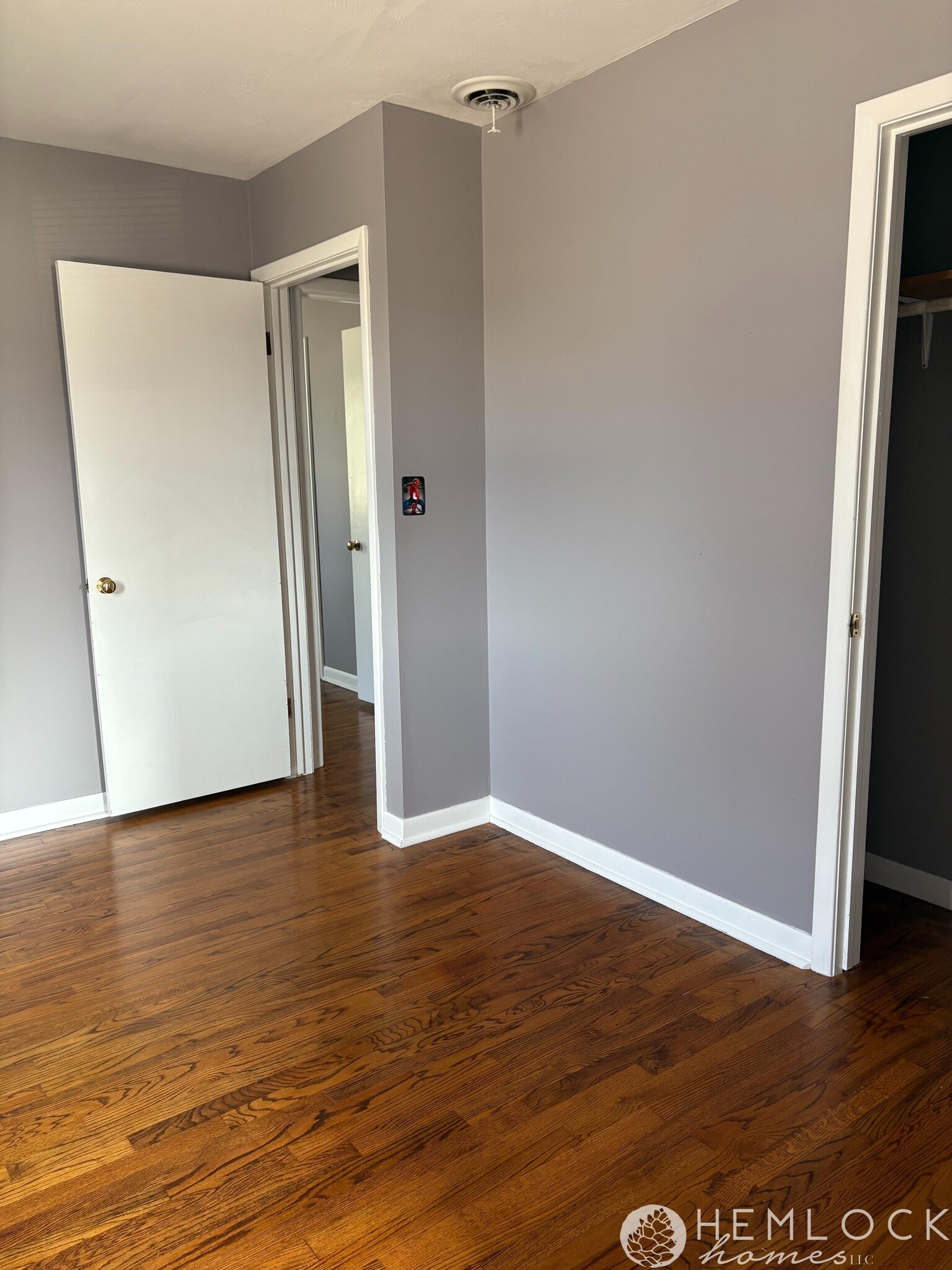Bedroom 2 - 916 Blaine St